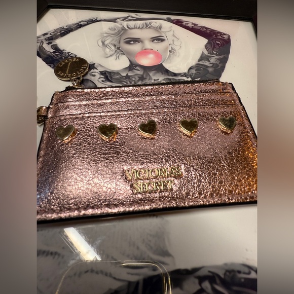 Victoria’s Secret Metallic Pink Card Holder - Picture 2 of 10